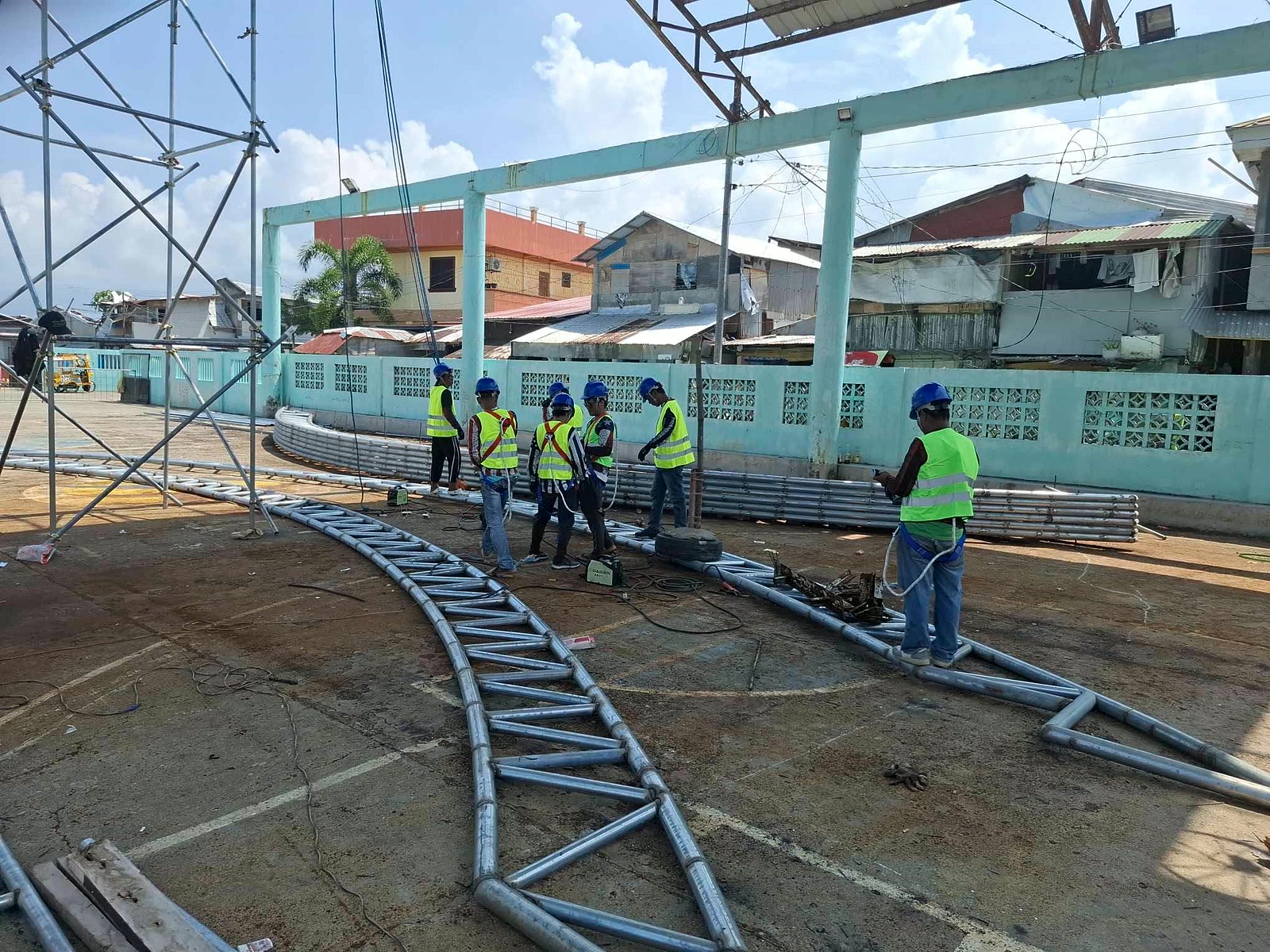 G2 crew assembling structural steel members on site
